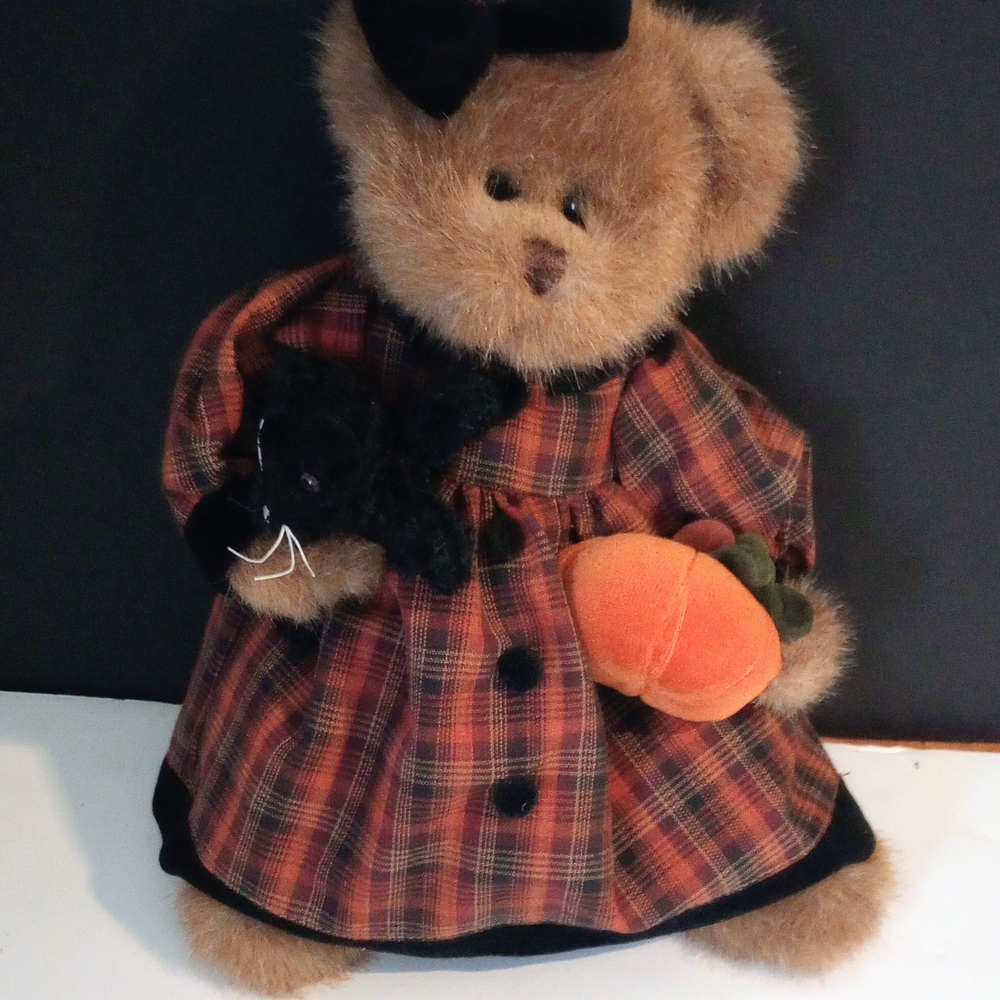 Bearington Bears Trick Or Treat 14" Collectible Bear Retired